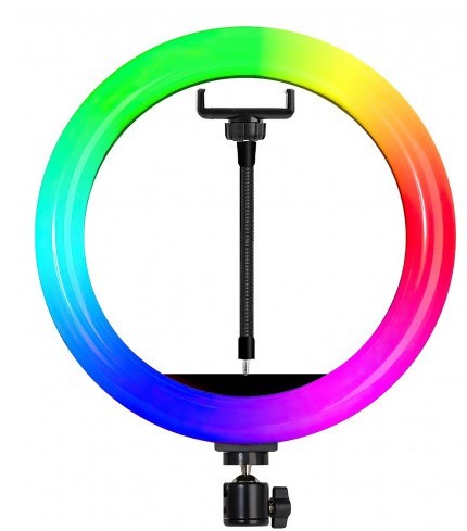 - режимы: цветной, белый (цветовая температура: 2800 K - 5500 К);
- питание: от сети (блок встроенный);
- переключение режимов: с помощью встроенного пульта;
- держатель для телефона: 3 шт.;
- штатив в комплекте: 2,2 М
